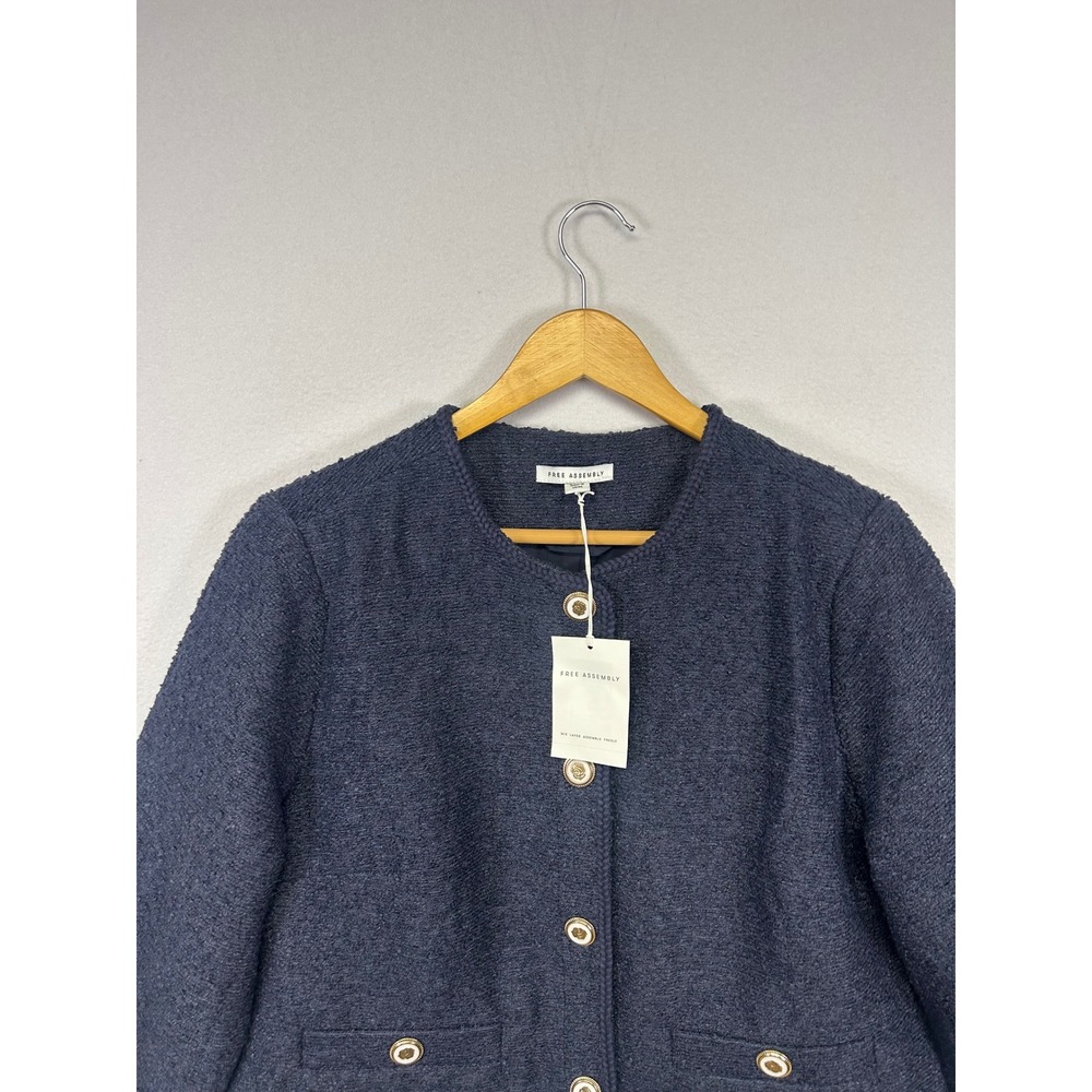 Old Money Free Assembly Womens L Navy Boucle Crew Neck Gold Button Crop Jacket - Picture 10 of 12